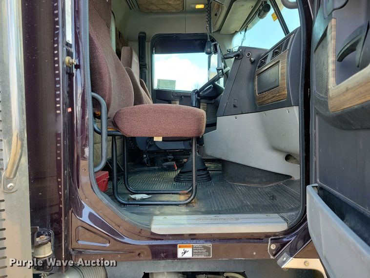 image for item EA2384 2014 Freightliner Coronado SD 122 semi truck