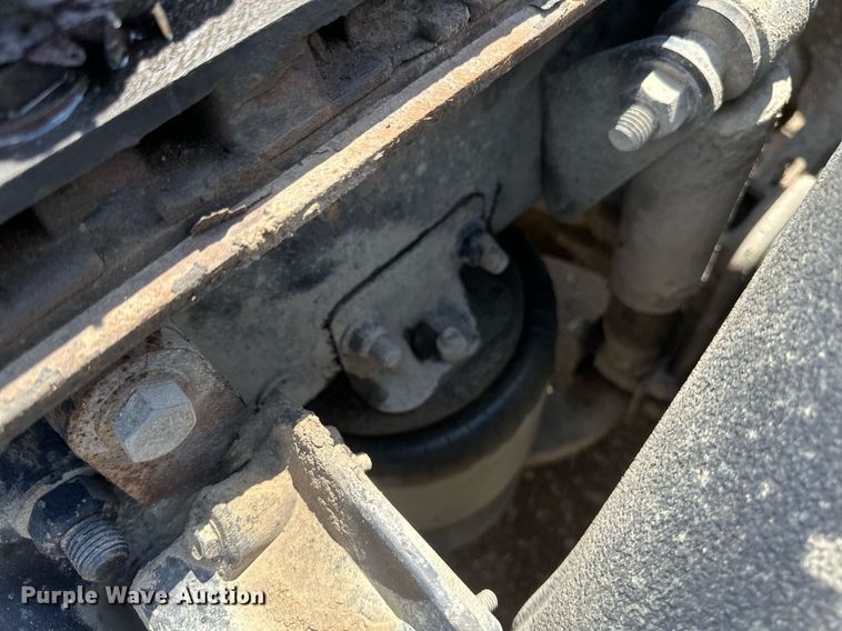 image for item EA2386 2014 Freightliner  Coronado  semi truck