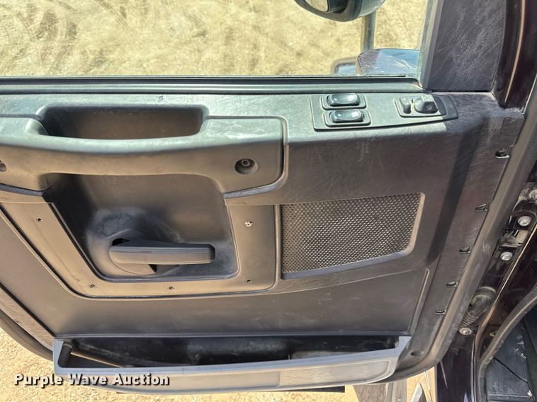 image for item EA2386 2014 Freightliner  Coronado  semi truck