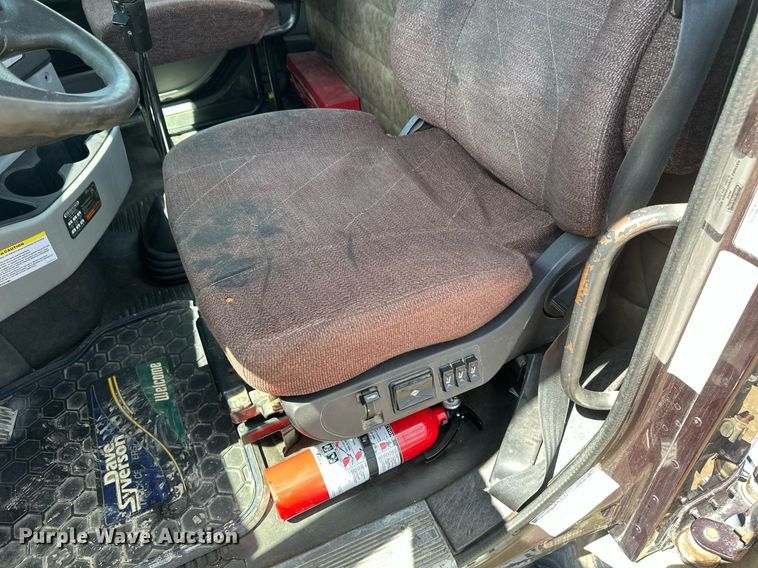 image for item EA2386 2014 Freightliner  Coronado  semi truck