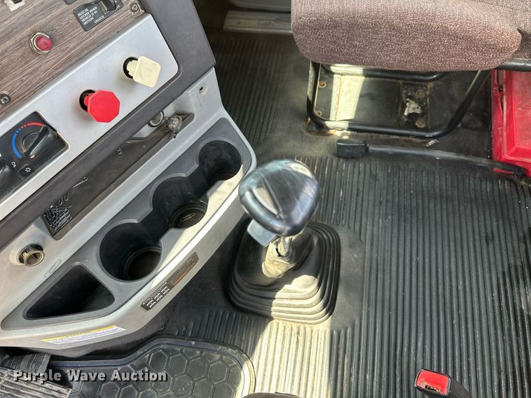 image for item EA2386 2014 Freightliner  Coronado  semi truck