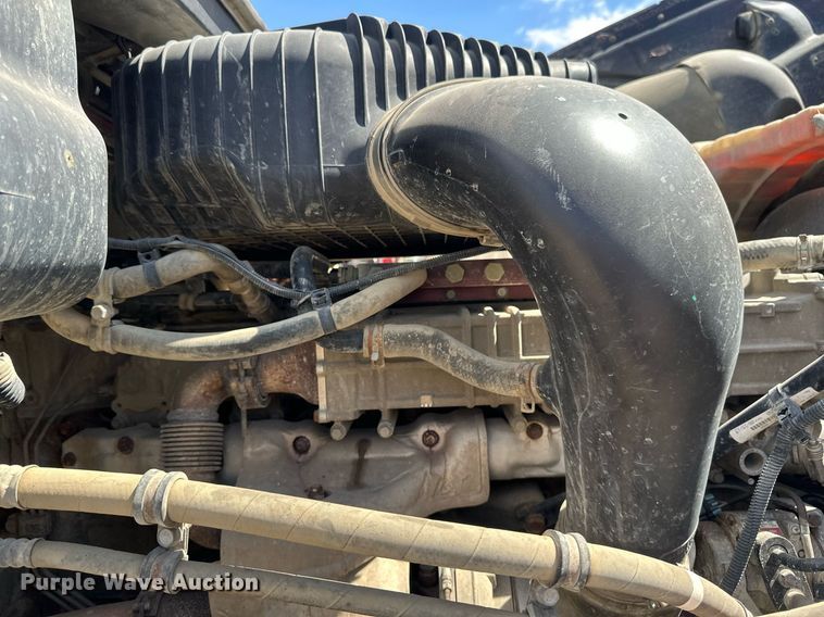 image for item EA2386 2014 Freightliner  Coronado  semi truck