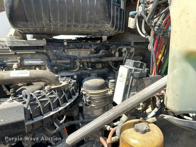 image for item EA2386 2014 Freightliner  Coronado  semi truck