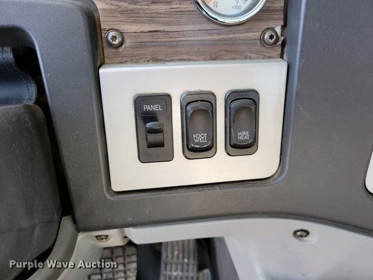 image for item EA2388 2014 Freightliner Coronado semi truck