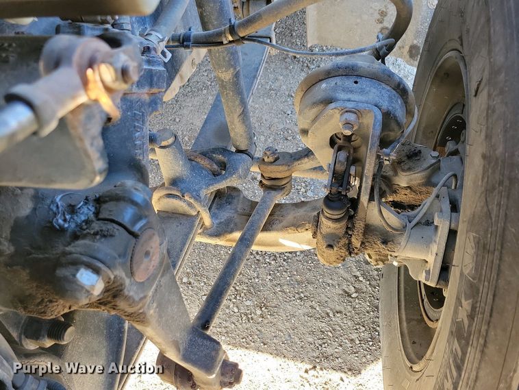 image for item EA2388 2014 Freightliner Coronado semi truck