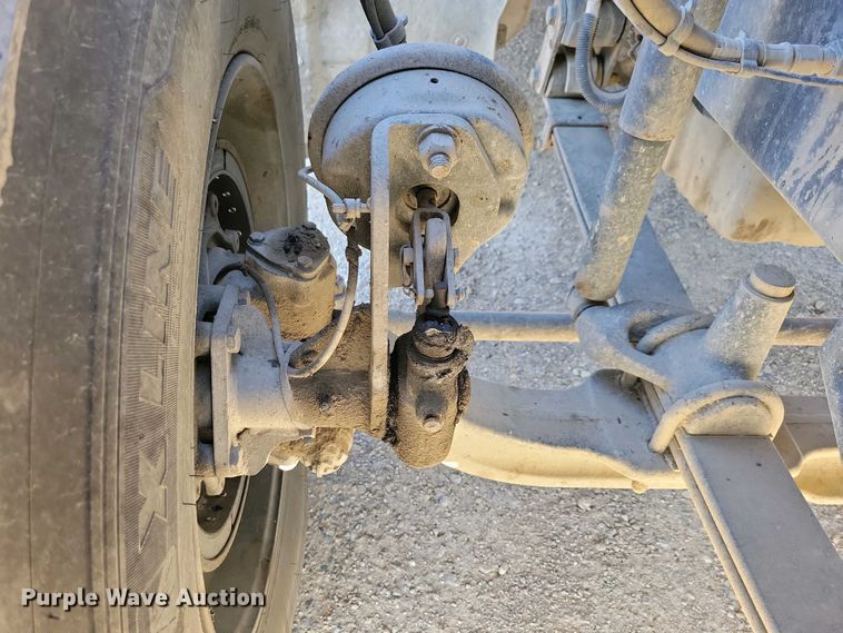 image for item EA2388 2014 Freightliner Coronado semi truck