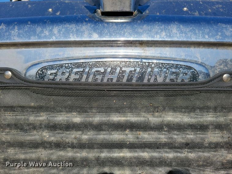 image for item EA2388 2014 Freightliner Coronado semi truck