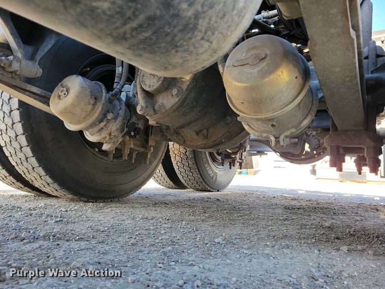 image for item EA2388 2014 Freightliner Coronado semi truck