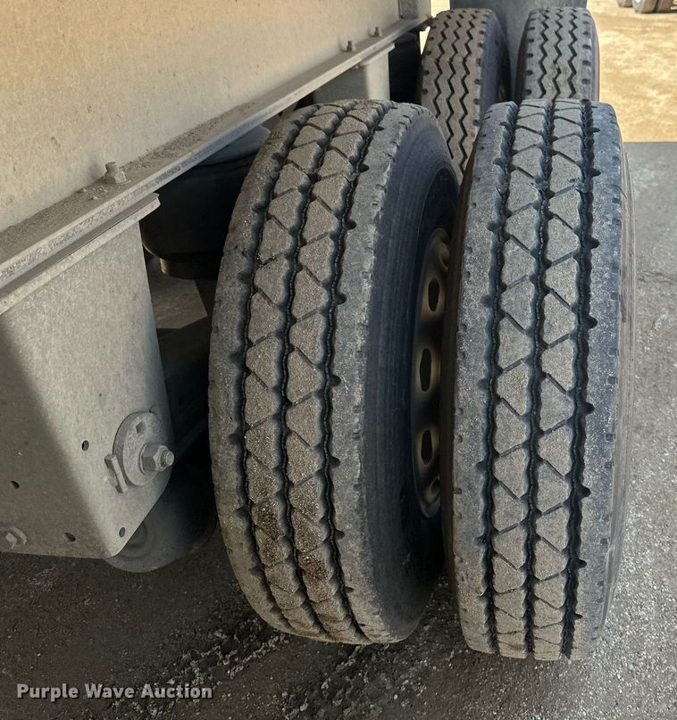 image for item EA2389 2023 Mac Trailer TRAR34AA6002023 end dump trailer