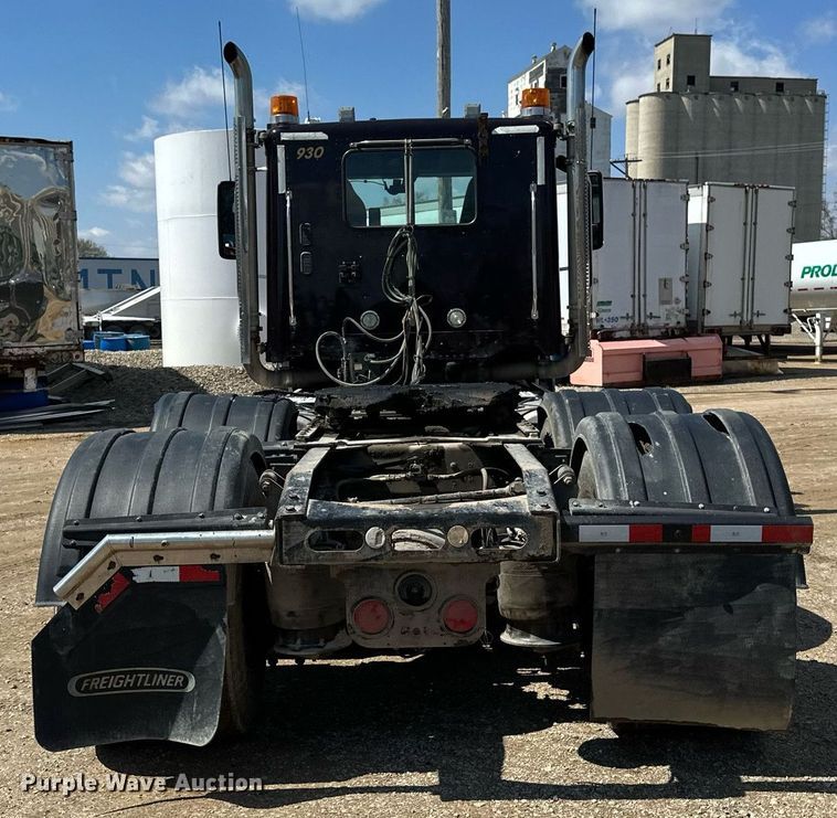 image for item EA2390 2014 Freightliner Coronado SD 122 semi truck