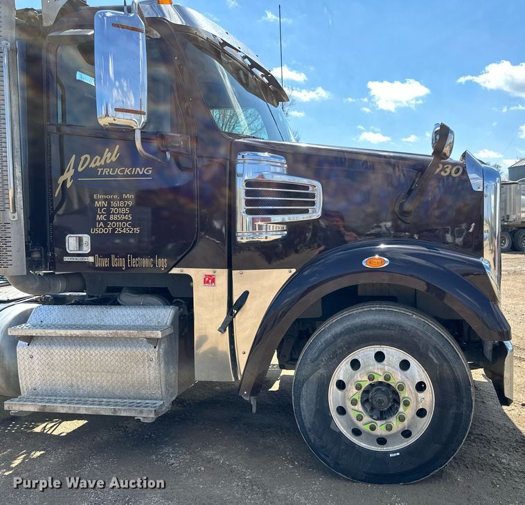 image for item EA2390 2014 Freightliner Coronado SD 122 semi truck