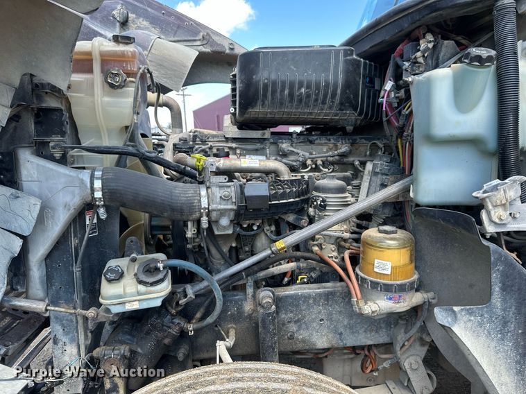 image for item EA2390 2014 Freightliner Coronado SD 122 semi truck