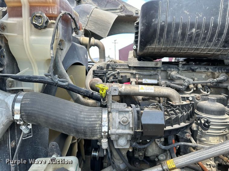 image for item EA2390 2014 Freightliner Coronado SD 122 semi truck