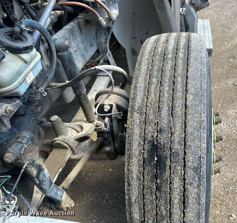 image for item EA2390 2014 Freightliner Coronado SD 122 semi truck