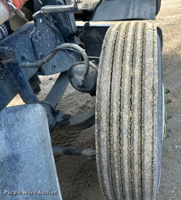 image for item EA2390 2014 Freightliner Coronado SD 122 semi truck