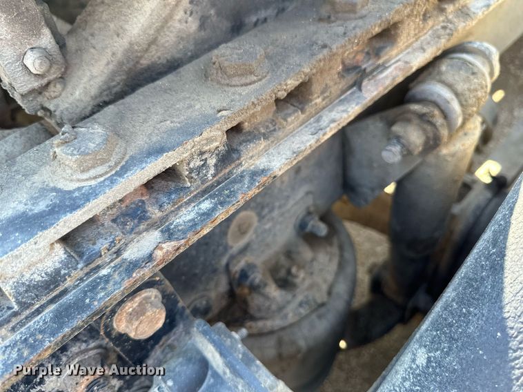 image for item EA2392 2014 Freightliner Coronado SD 122 semi truck