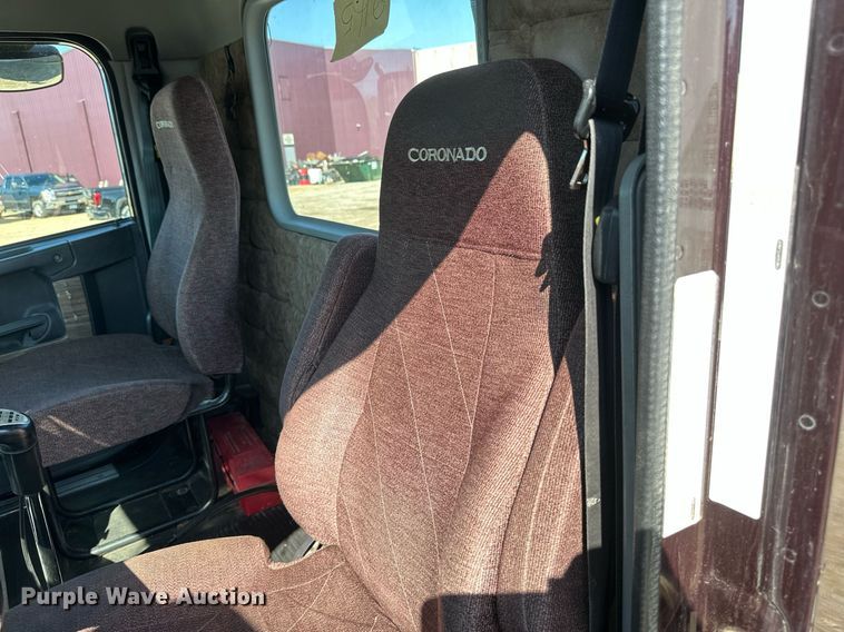 image for item EA2392 2014 Freightliner Coronado SD 122 semi truck