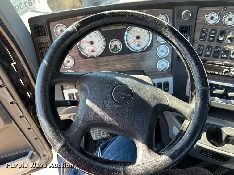 image for item EA2392 2014 Freightliner Coronado SD 122 semi truck