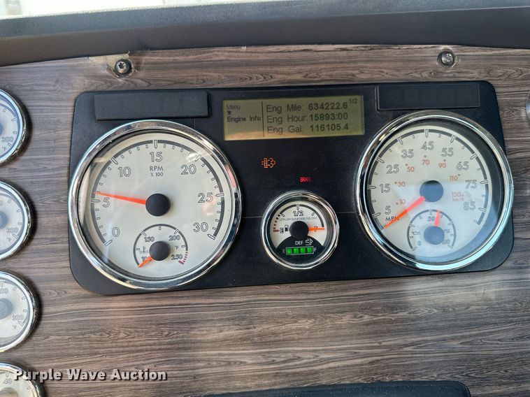 image for item EA2392 2014 Freightliner Coronado SD 122 semi truck