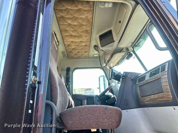 image for item EA2392 2014 Freightliner Coronado SD 122 semi truck