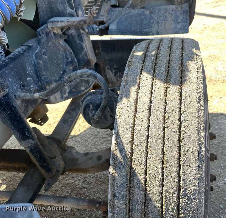 image for item EA2392 2014 Freightliner Coronado SD 122 semi truck