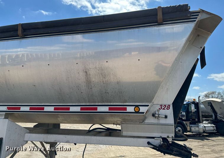 image for item EA2393 2010 Mac Trailer end dump trailer