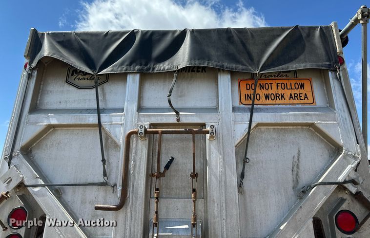 image for item EA2393 2010 Mac Trailer end dump trailer