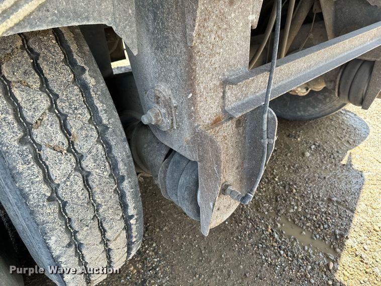 image for item EA2393 2010 Mac Trailer end dump trailer