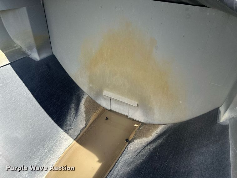 image for item EA2393 2010 Mac Trailer end dump trailer