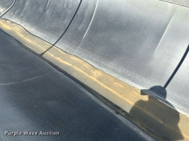 image for item EA2393 2010 Mac Trailer end dump trailer