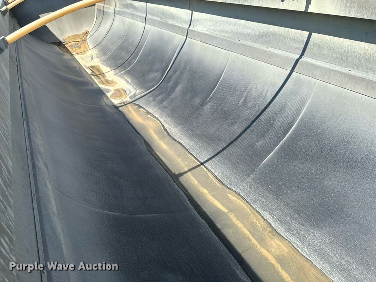 image for item EA2393 2010 Mac Trailer end dump trailer