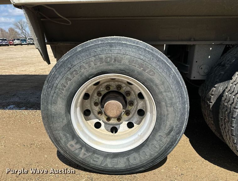 image for item EA2393 2010 Mac Trailer end dump trailer