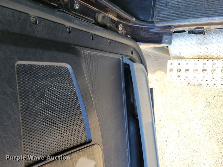 image for item EA2394 2014 Freightliner Coronado semi truck