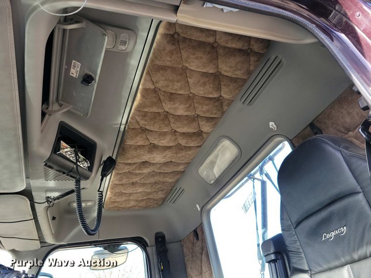 image for item EA2394 2014 Freightliner Coronado semi truck