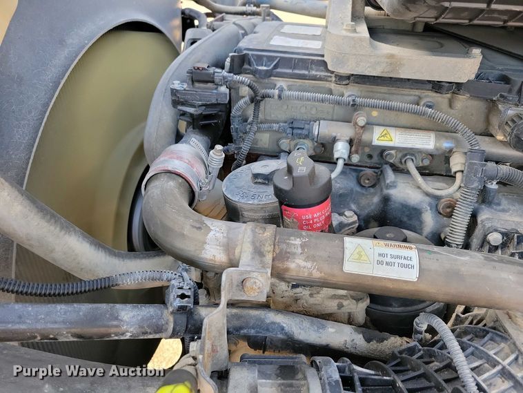 image for item EA2394 2014 Freightliner Coronado semi truck