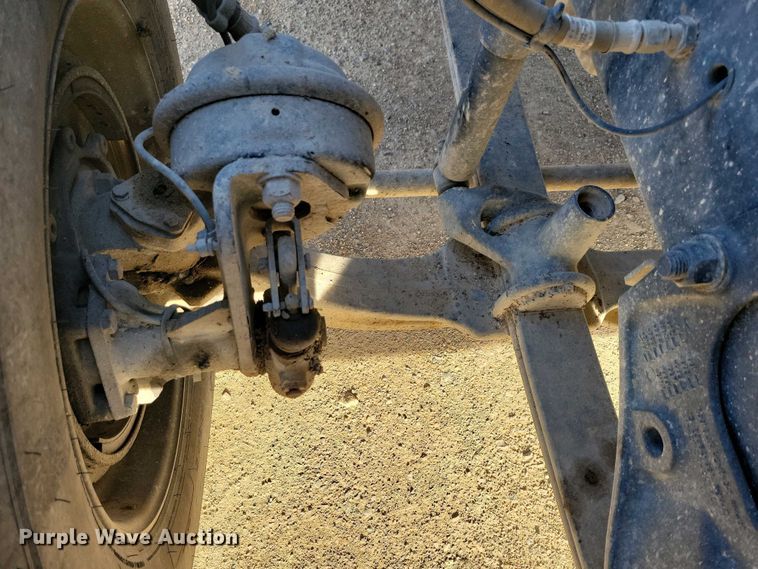 image for item EA2394 2014 Freightliner Coronado semi truck