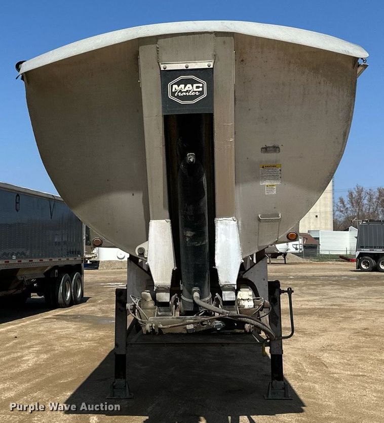 image for item EA2395 2010 Mac Trailer end dump trailer