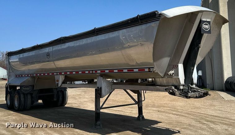 image for item EA2395 2010 Mac Trailer end dump trailer