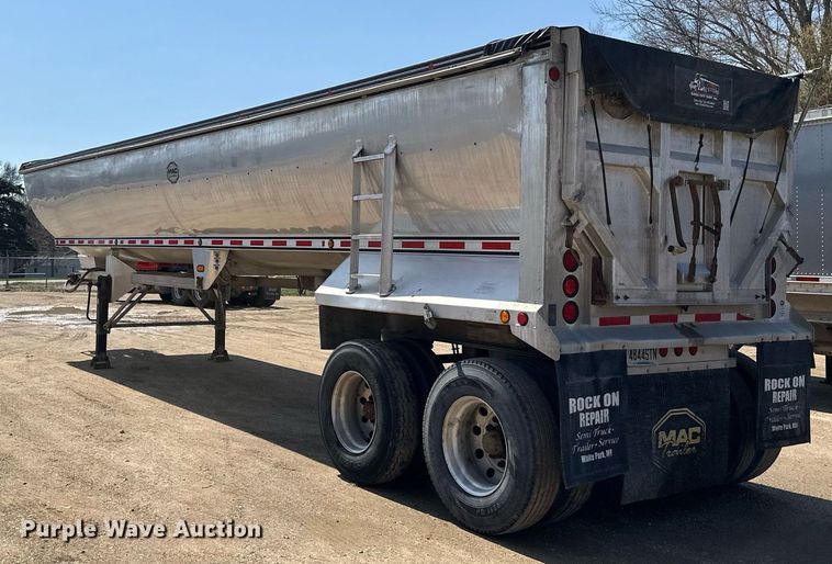 image for item EA2395 2010 Mac Trailer end dump trailer