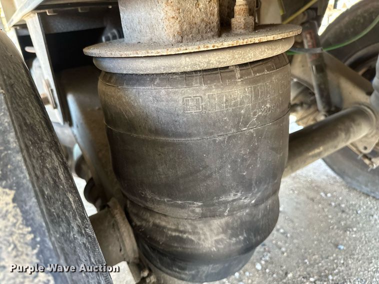 image for item EA2395 2010 Mac Trailer end dump trailer