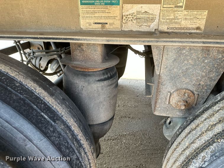 image for item EA2395 2010 Mac Trailer end dump trailer