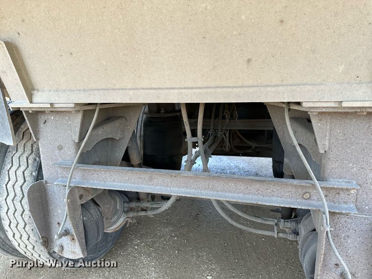 image for item EA2395 2010 Mac Trailer end dump trailer