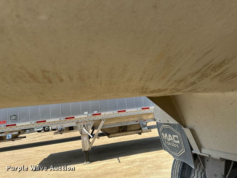 image for item EA2395 2010 Mac Trailer end dump trailer