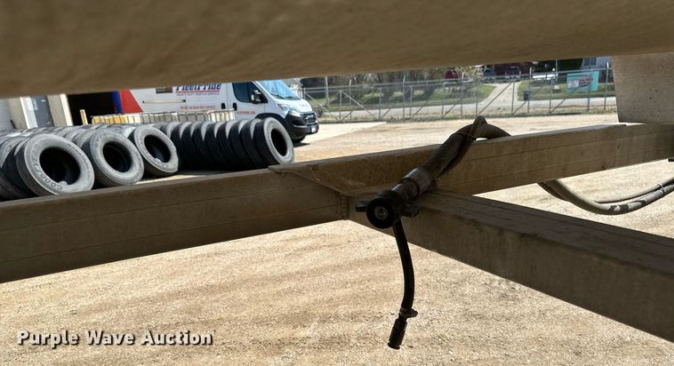 image for item EA2395 2010 Mac Trailer end dump trailer