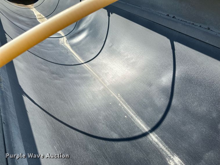 image for item EA2395 2010 Mac Trailer end dump trailer