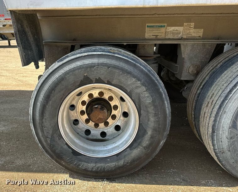 image for item EA2395 2010 Mac Trailer end dump trailer