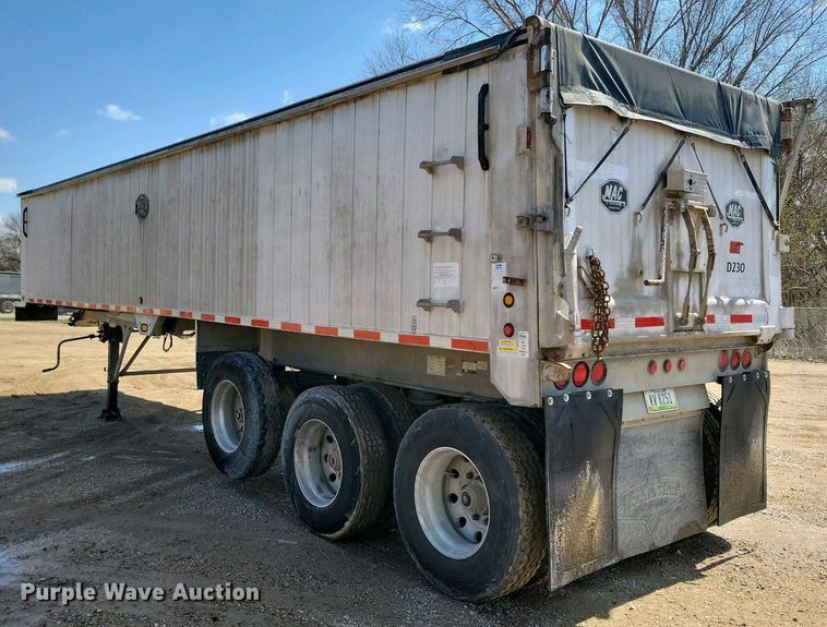 image for item EA2397 2009 Mac Trailer end dump trailer