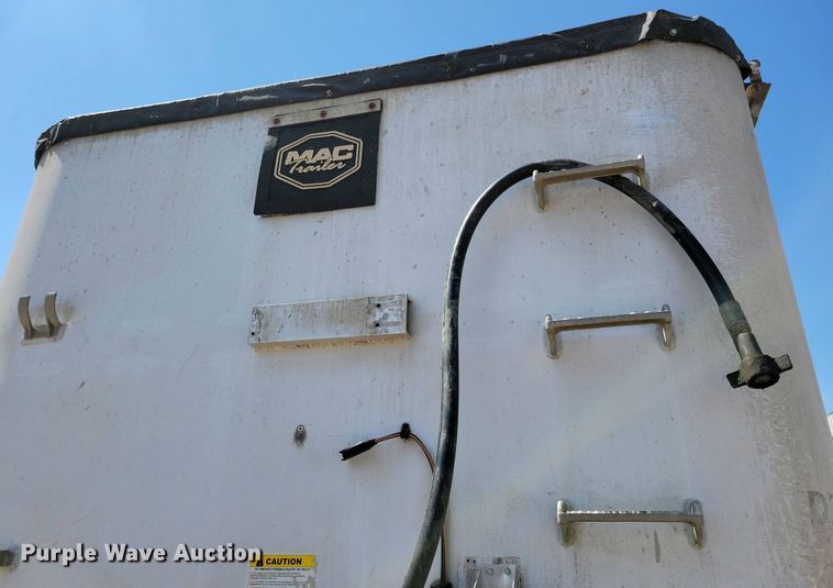 image for item EA2397 2009 Mac Trailer end dump trailer