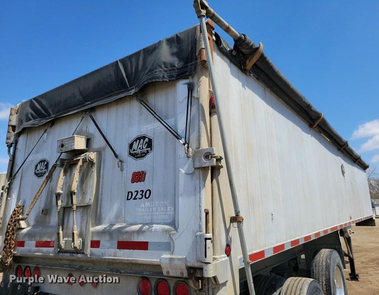 image for item EA2397 2009 Mac Trailer end dump trailer