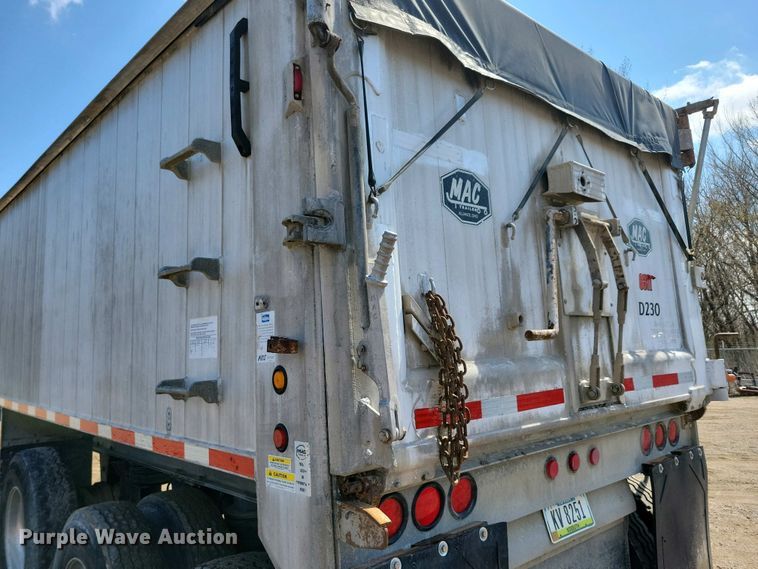 image for item EA2397 2009 Mac Trailer end dump trailer